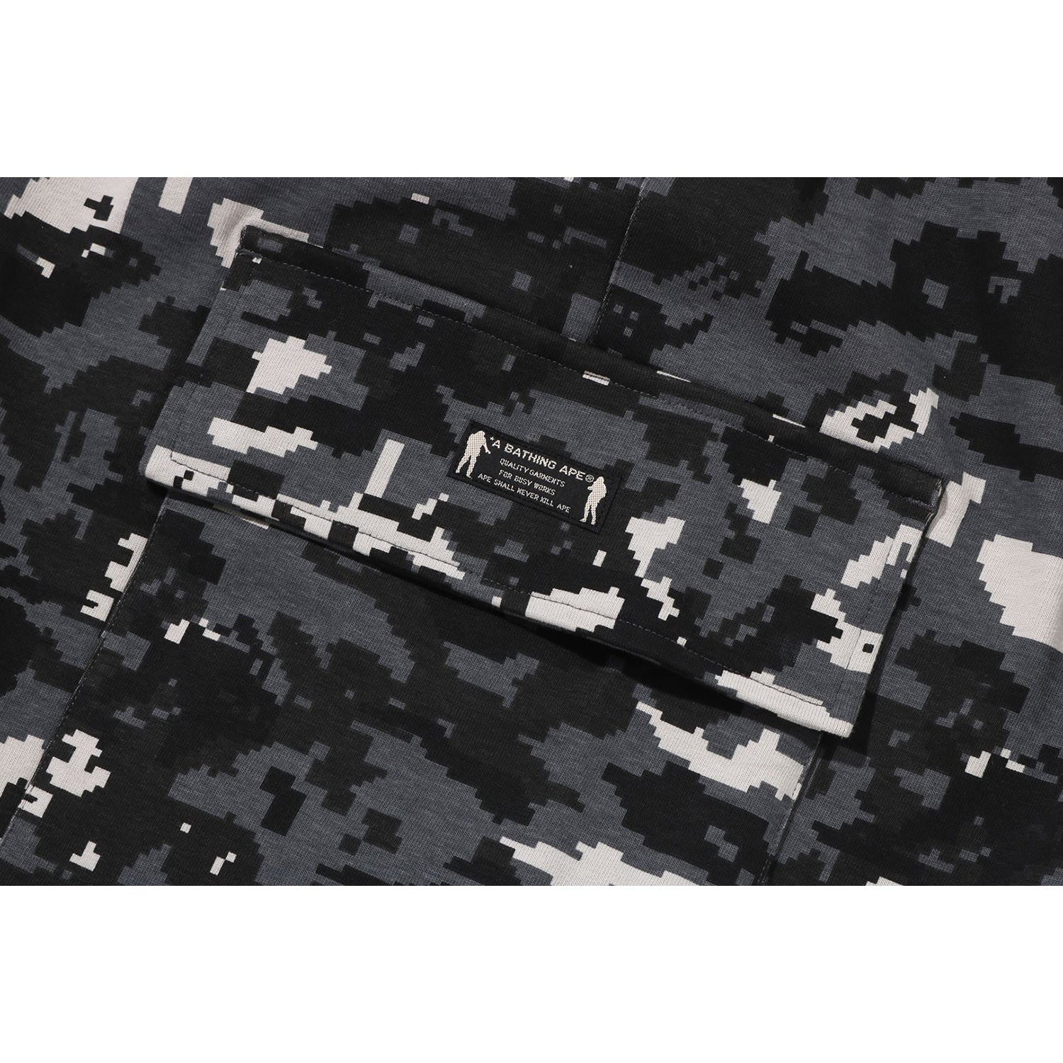MULTI PIXEL CAMO BAPE STA LOGO CARGO RELAXED FIT SWEAT SHORTS MENS